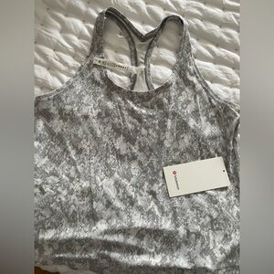 NWT lululemon Cool RB Short Tank - Size 16